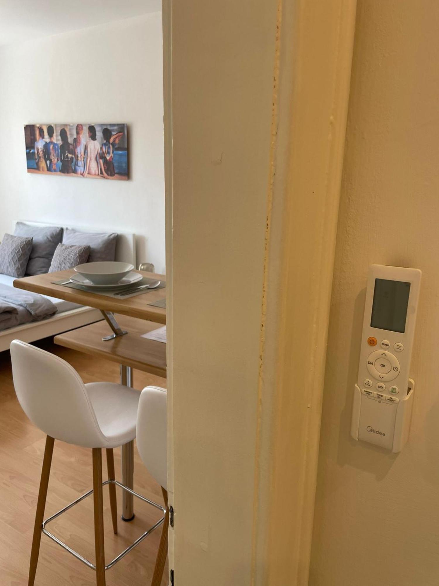 Best Location Apartment Air-Conditioned Bratislava Esterno foto